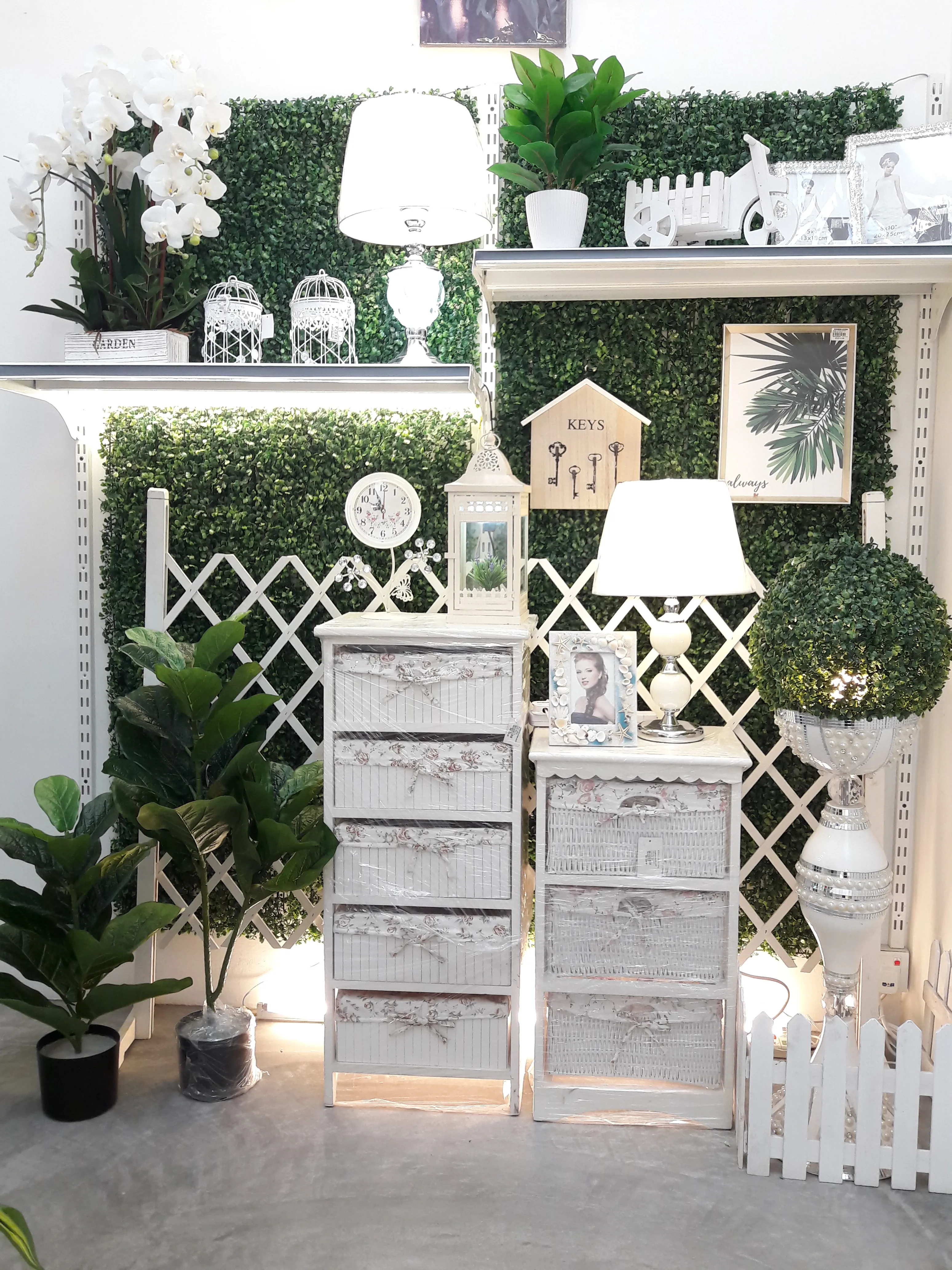 Decorative bouquet styling from Wonder Living